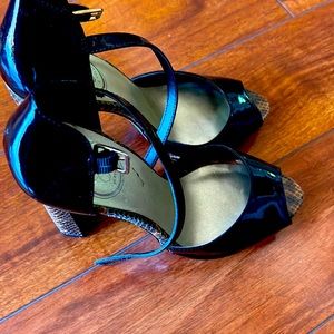JESSICA SIMPSON HEELS